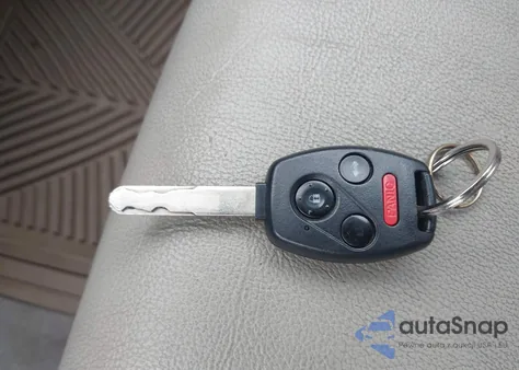 2010 Honda Civic Hybrid from USA, damaged, VIN JHMFA3F20AS007455